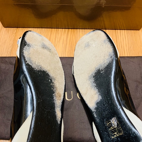 Authentic Gucci Flats - Picture 4 of 7